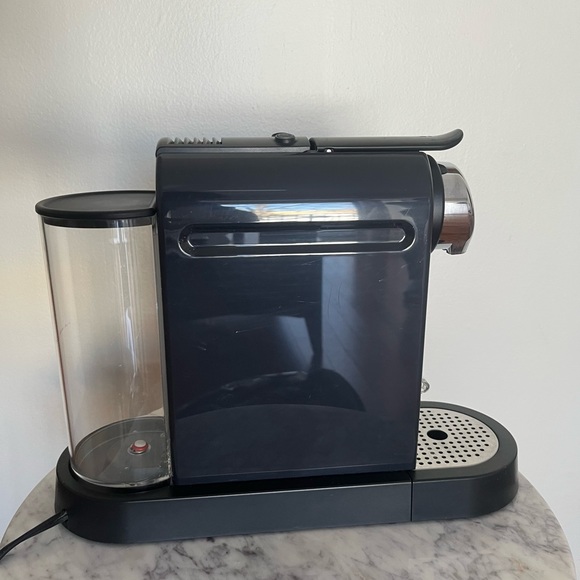 Nespresso CitiZ C110 Espresso Coffee Maker - Picture 4 of 5